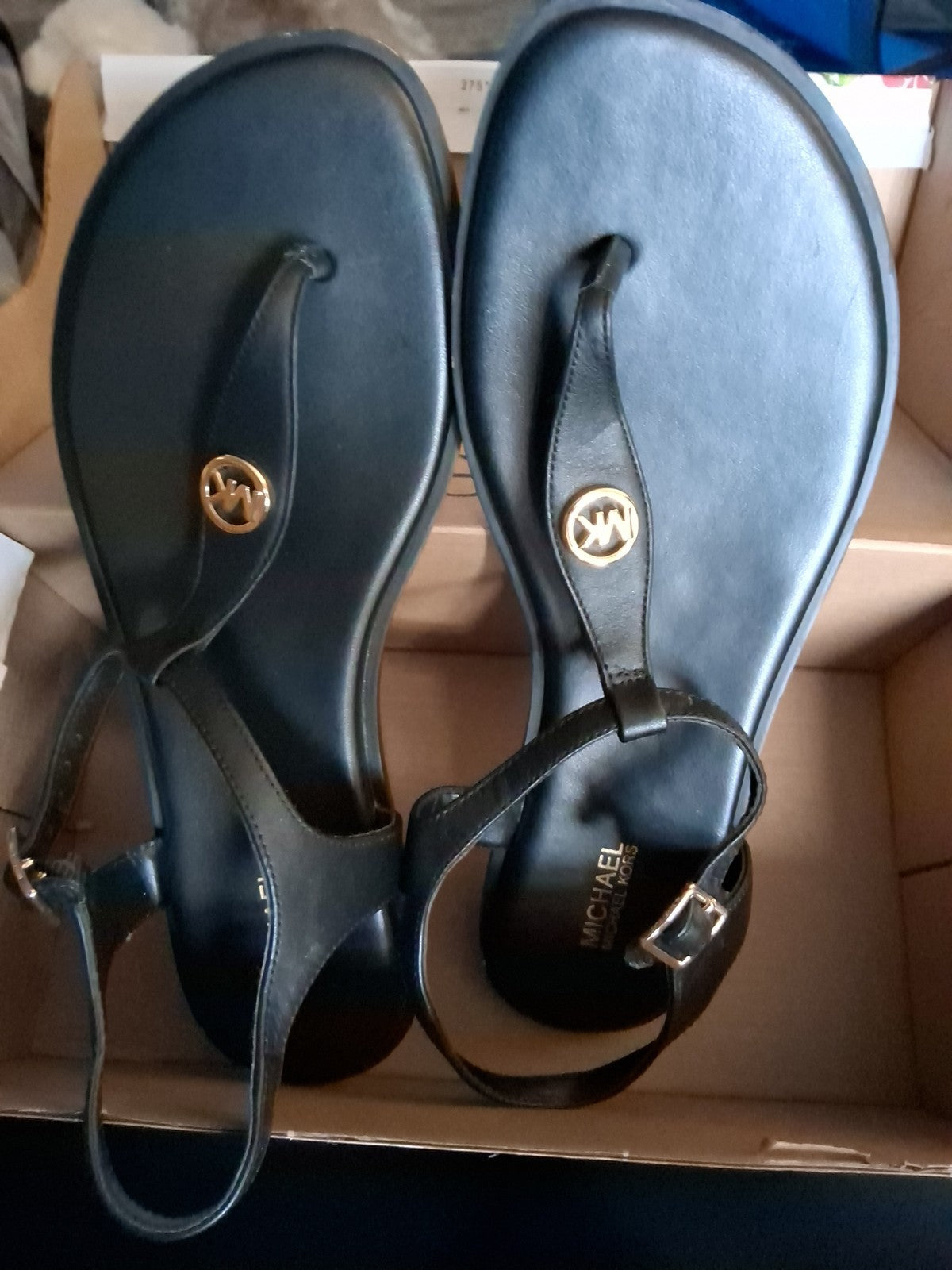 michael kors black sandals size 8.5