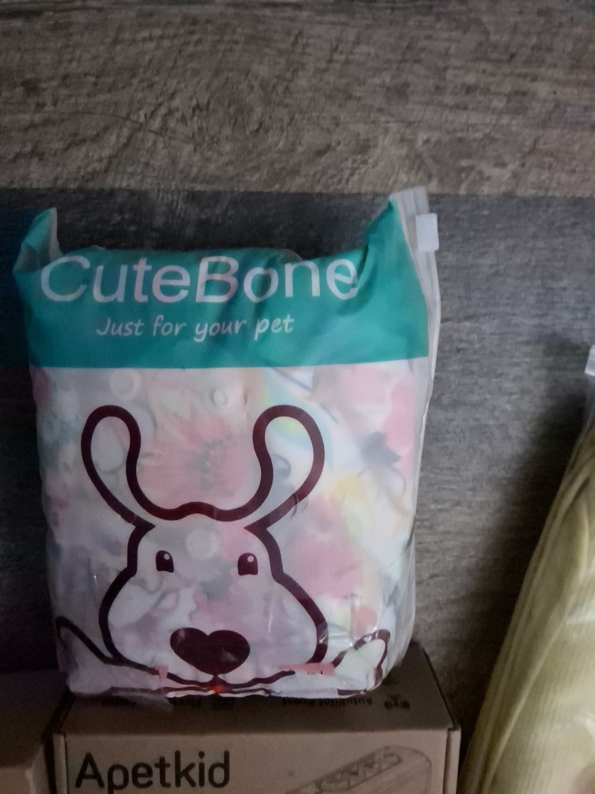 Bundle of 6 Assorted Dogs Items Please Read Descriptions 