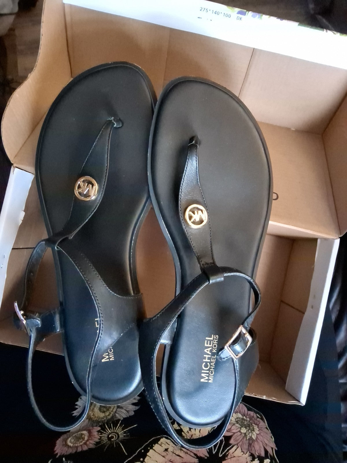 michael kors black sandals size 8.5