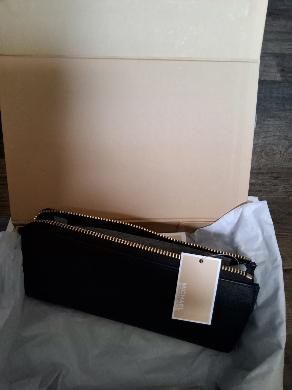 Michael Kors Jet Set Travel Saffiano Leather Three Quarter Zip Wallet Black NWT