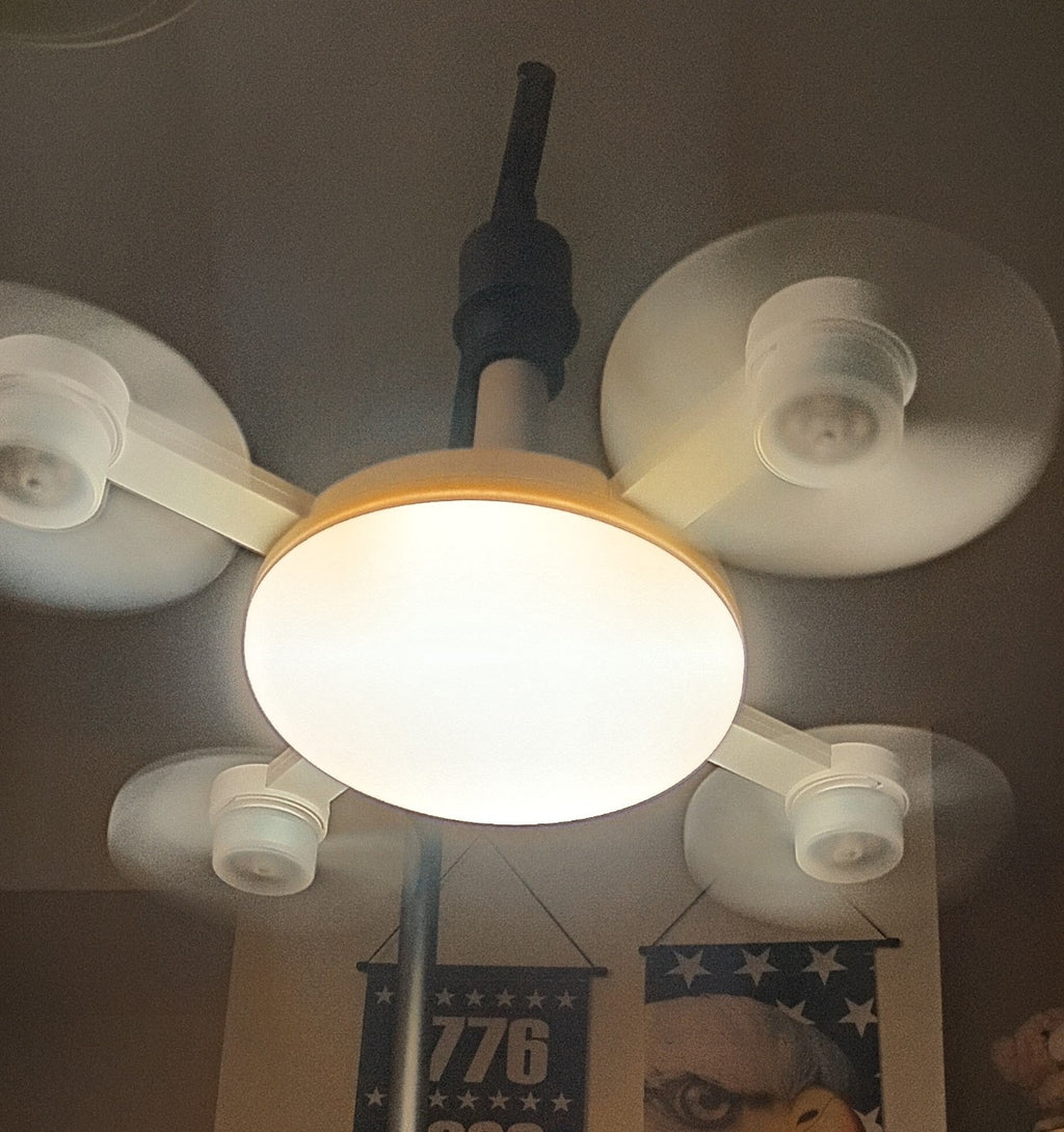 Foldable LED Ceiling Fan Light with Remote Control, E27 Socket Compatible,...